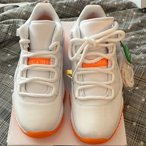 Womens Air Jordan 11 retro low